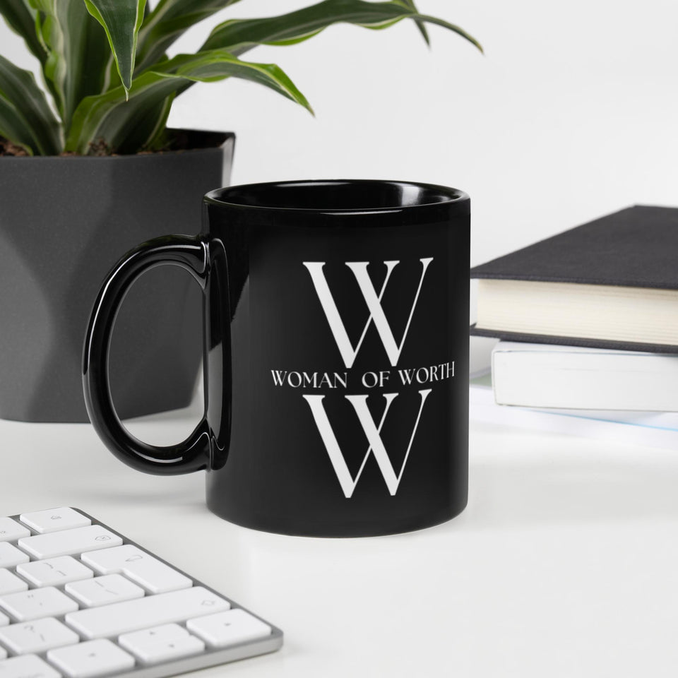 Black Glossy Woman of Worth Mug